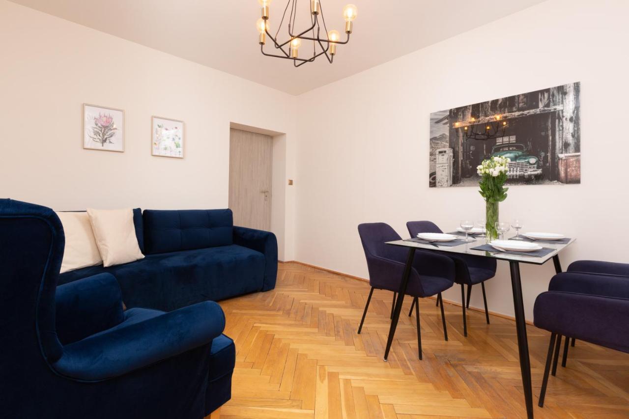 City Center Apartment Elektoralna By Noclegi Renters وارسو المظهر الخارجي الصورة
