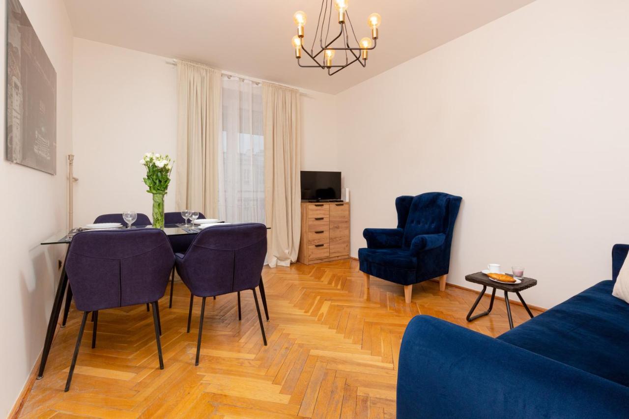 City Center Apartment Elektoralna By Noclegi Renters وارسو المظهر الخارجي الصورة